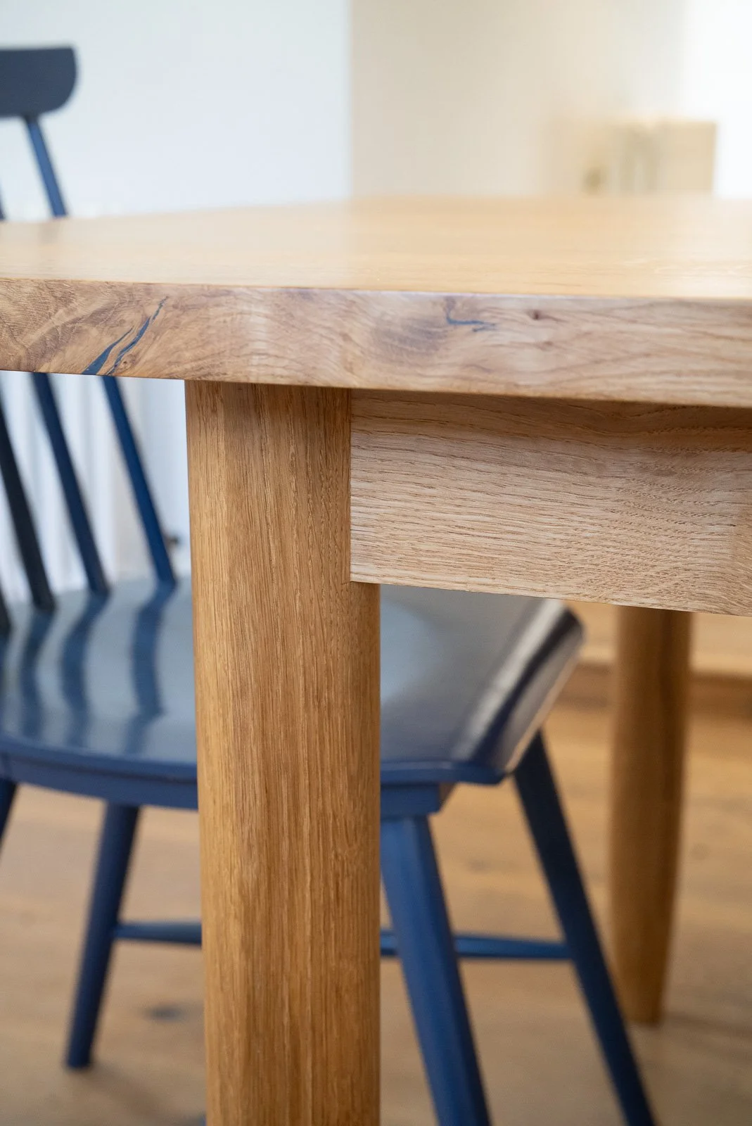 Juno-bespoke-dining-table-9.jpg