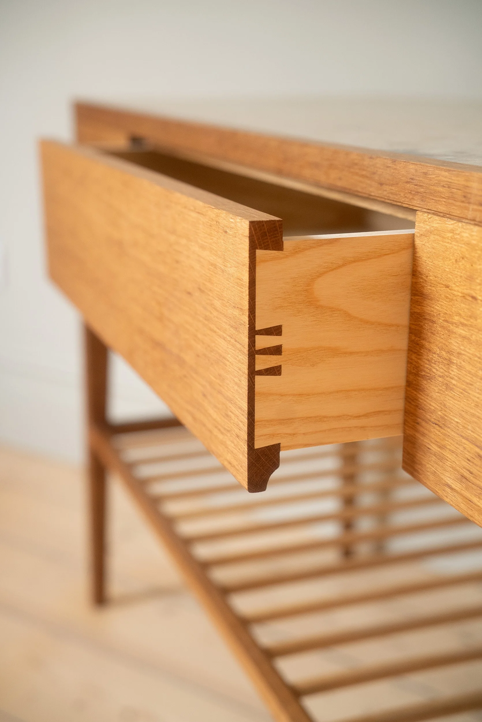 Vron Console-18.jpg