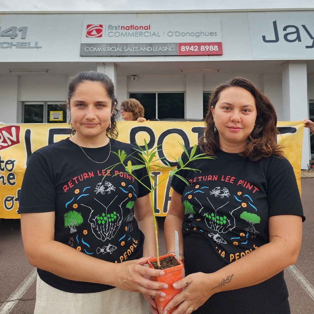 Laniyuk & Cyan with plant.jpeg