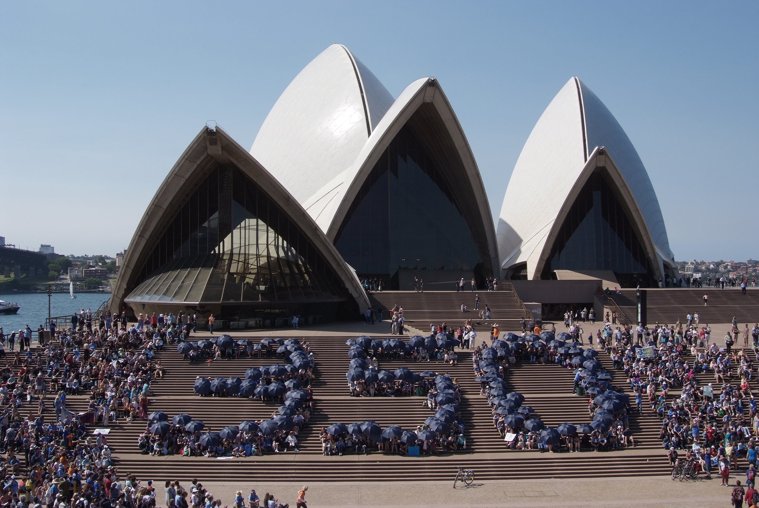 350OperaHouse01.jpg