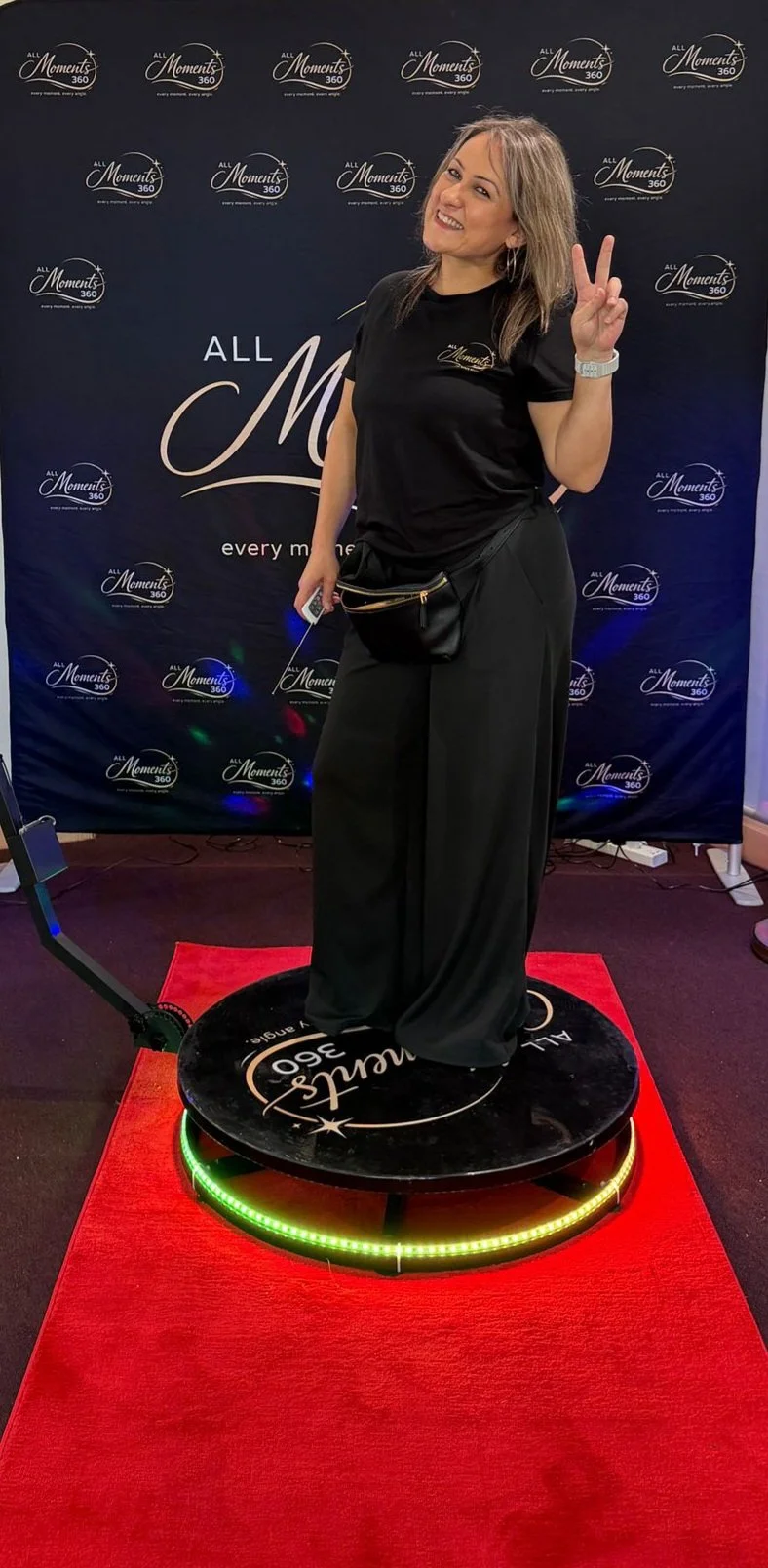 Esin from All Moments 360