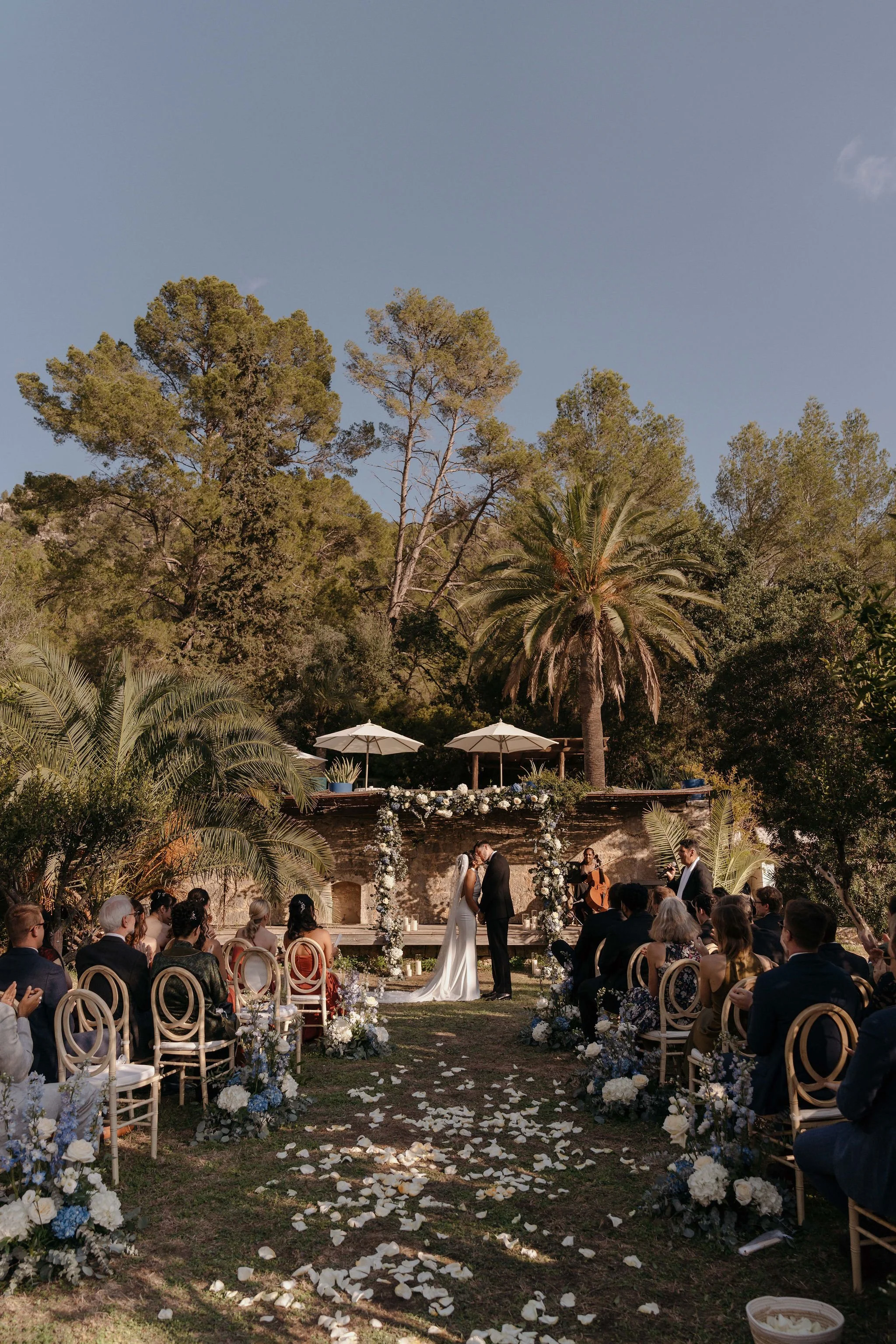 L&FWeddingPreviews182.jpg