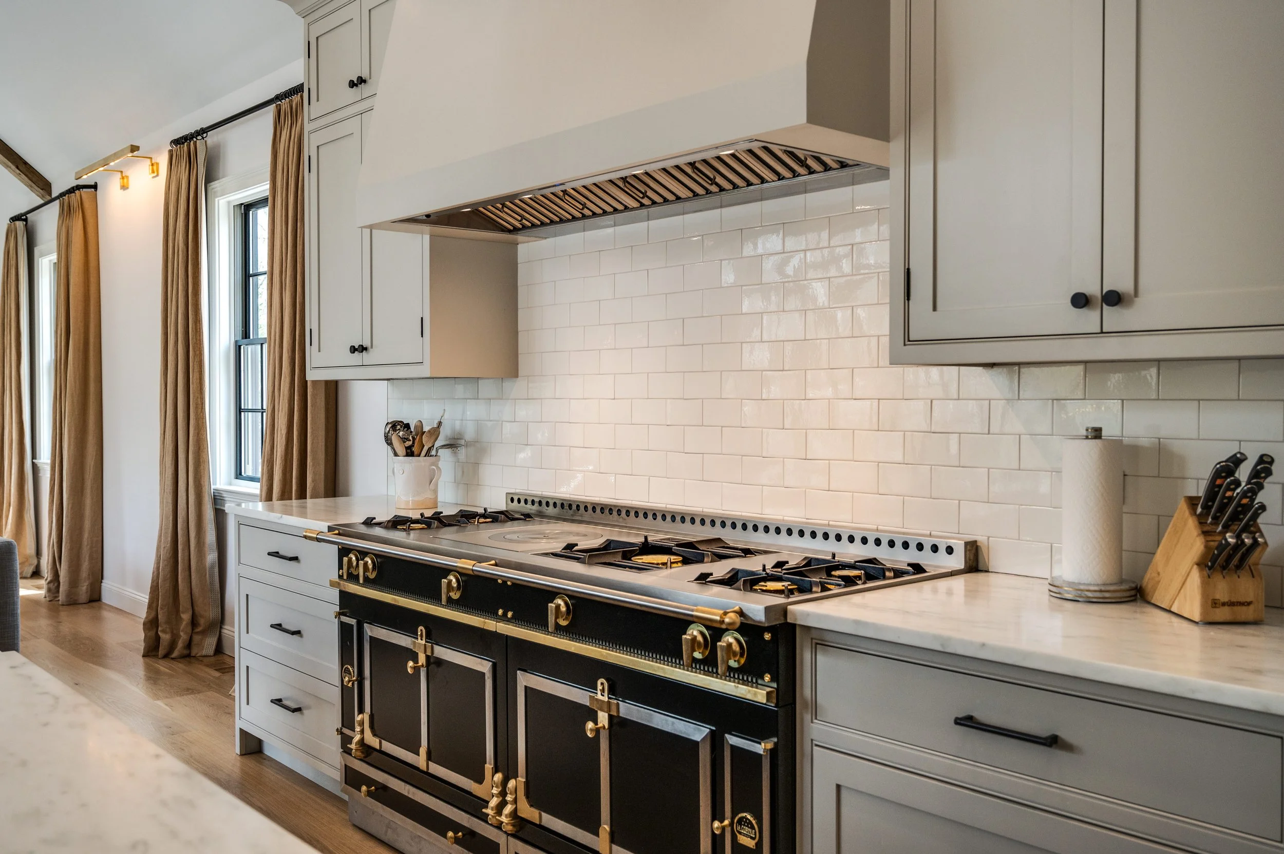 PrintRes_22 - 13 Cosdrew Ln, East Hampton - KitchenRange.jpg