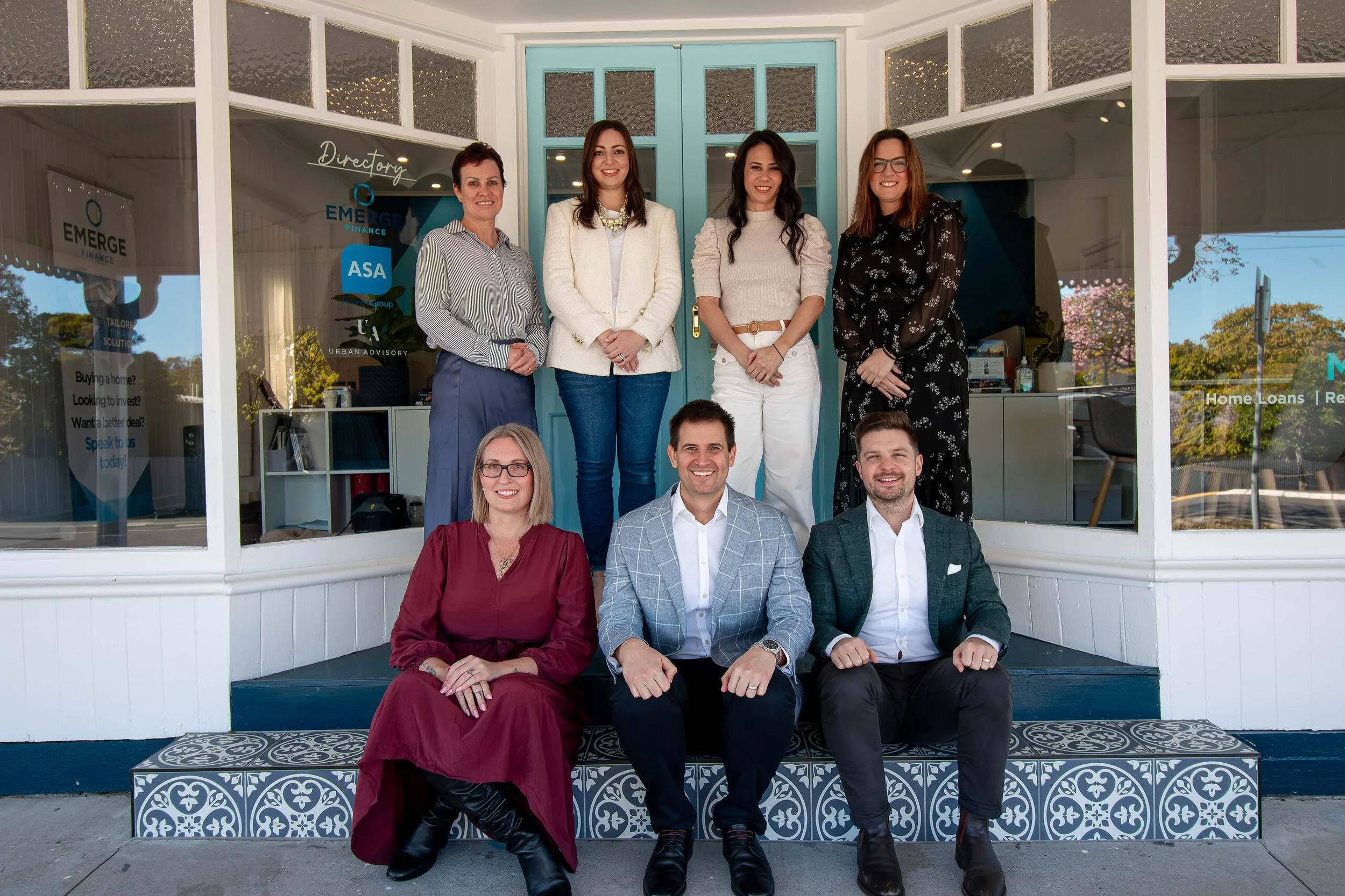 teamphoto-frontdoor-web.jpg