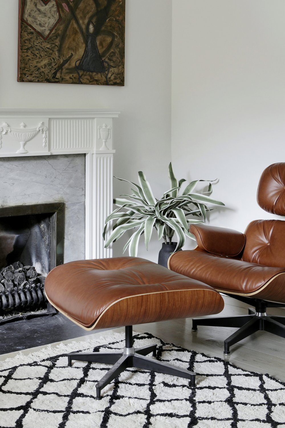 hero-living-room-eames-fireplace-dublin-designled.jpg
