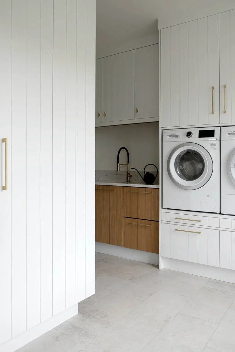 Utility room wood white large.jpg