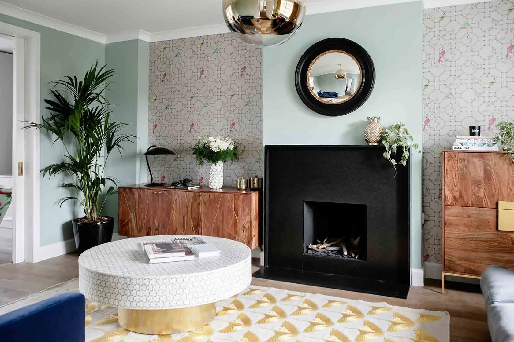 Front Room - Landscape.jpg
