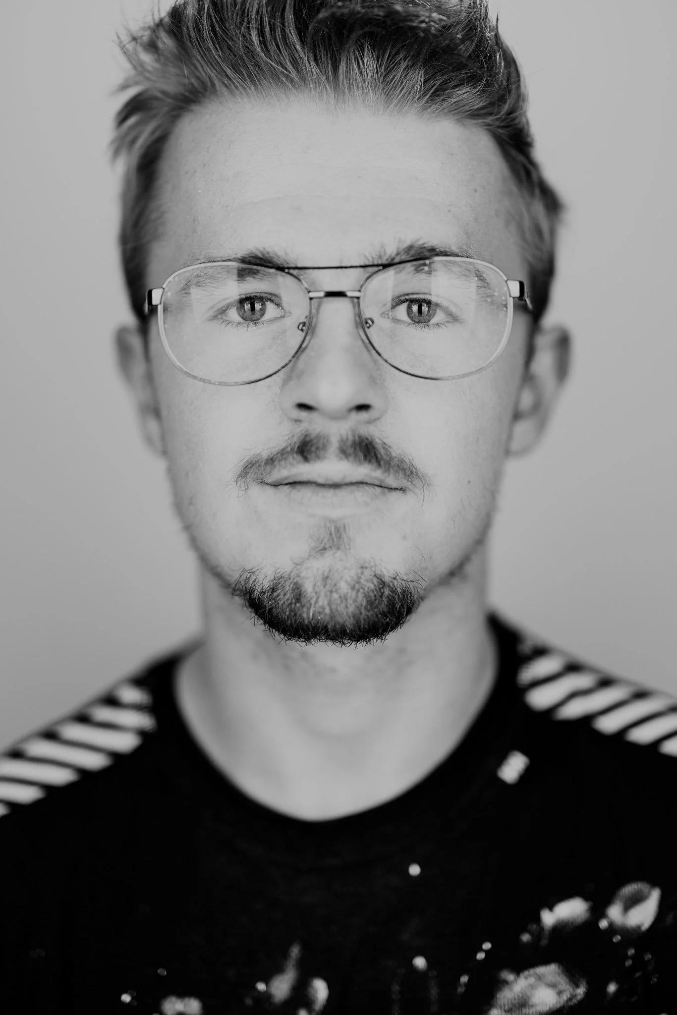 LOOK AT ME 2025 + 2026 PORTRÆTTER LOW RES WEB-0019.jpg