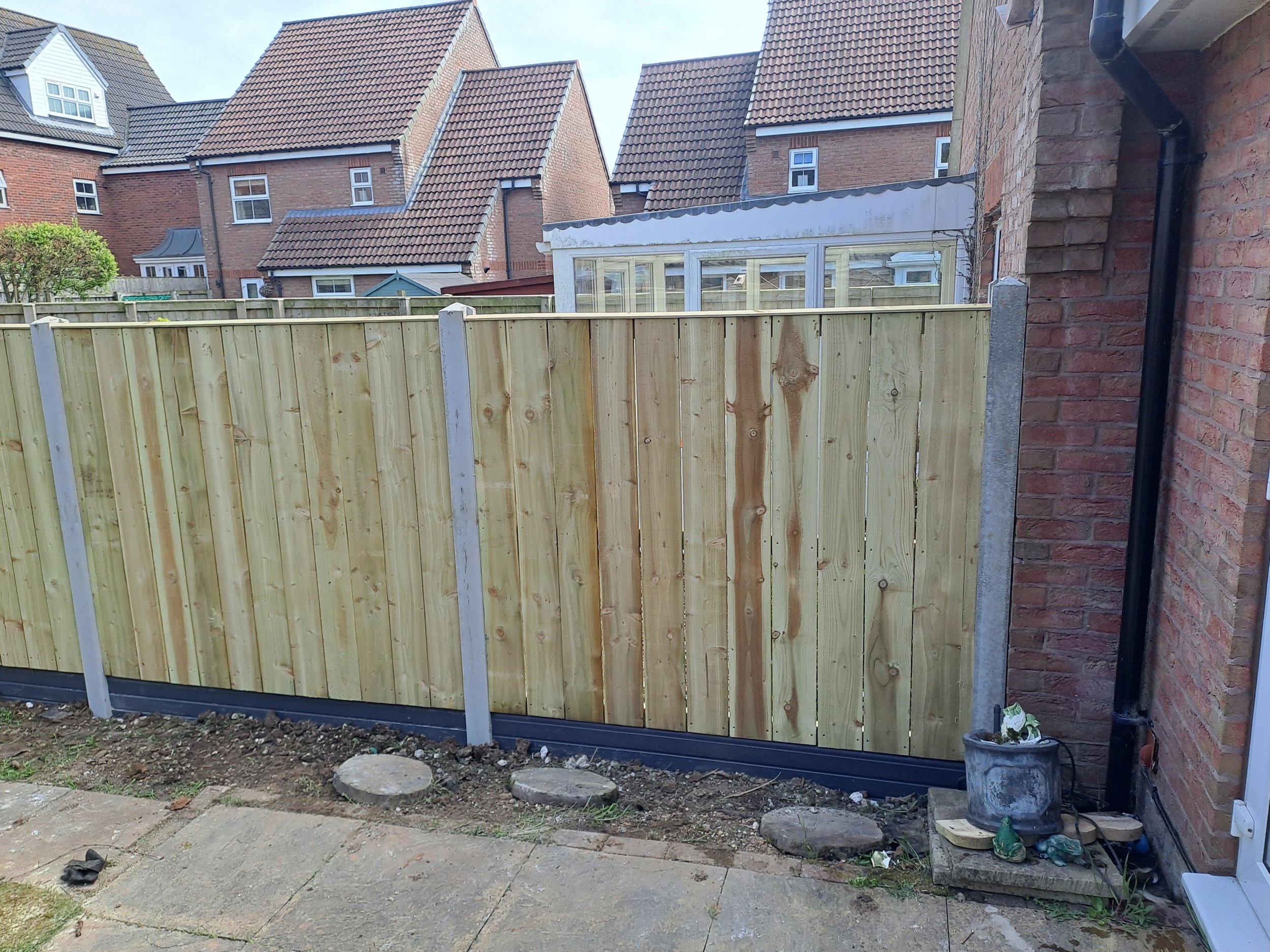 Fence.jpg