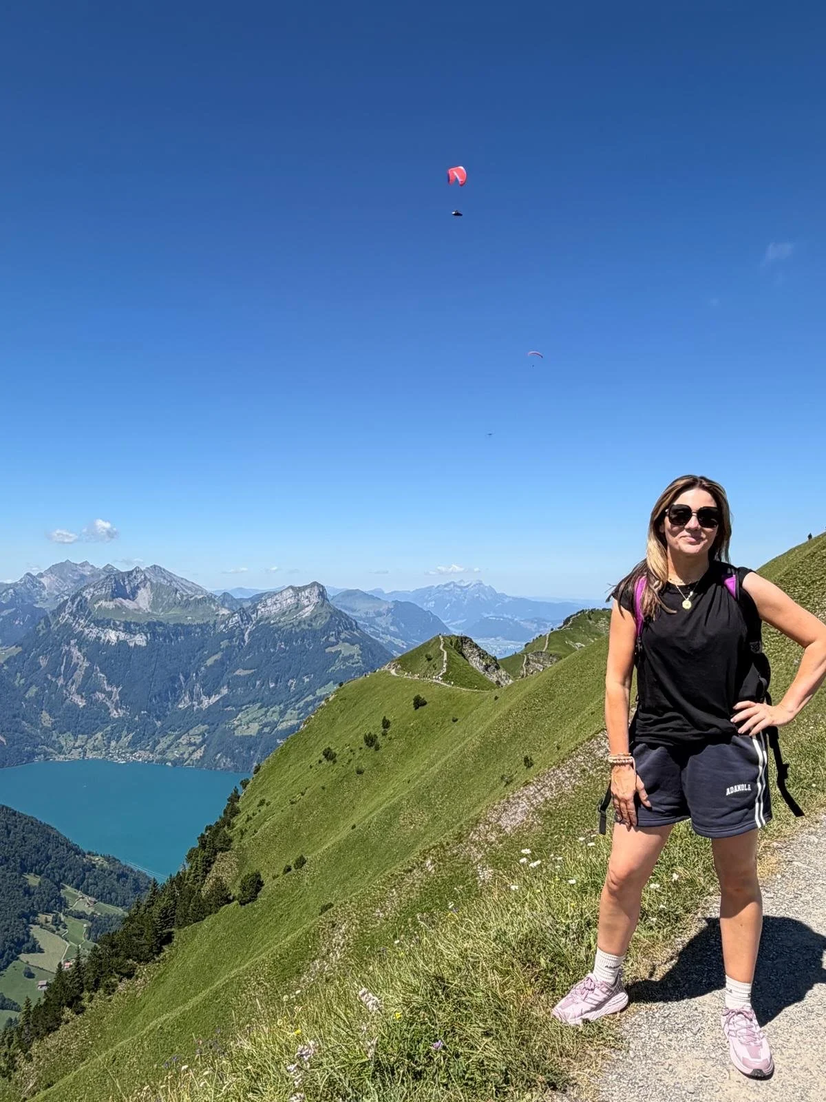 ✨ Swipe for the view! 🏔️

Off duty and hitting the trails! 🥾 As a clinic and studio owner, I&rsquo;m always preaching the importance of active recovery and self-care, so it felt amazing  to get out and actually practice what I preach this week.

I 