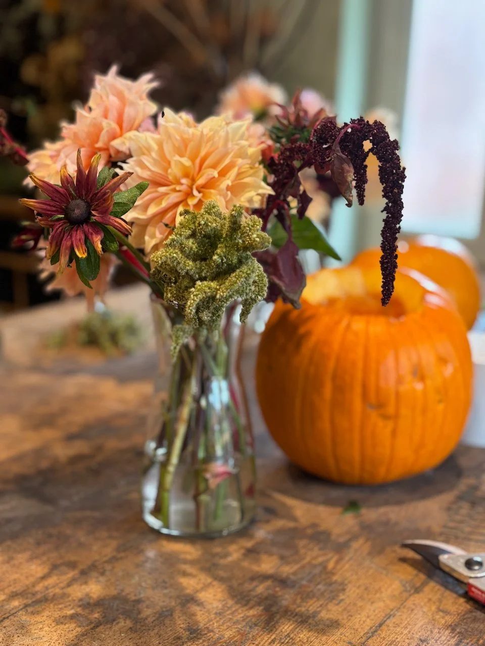 flowersvase.jpg