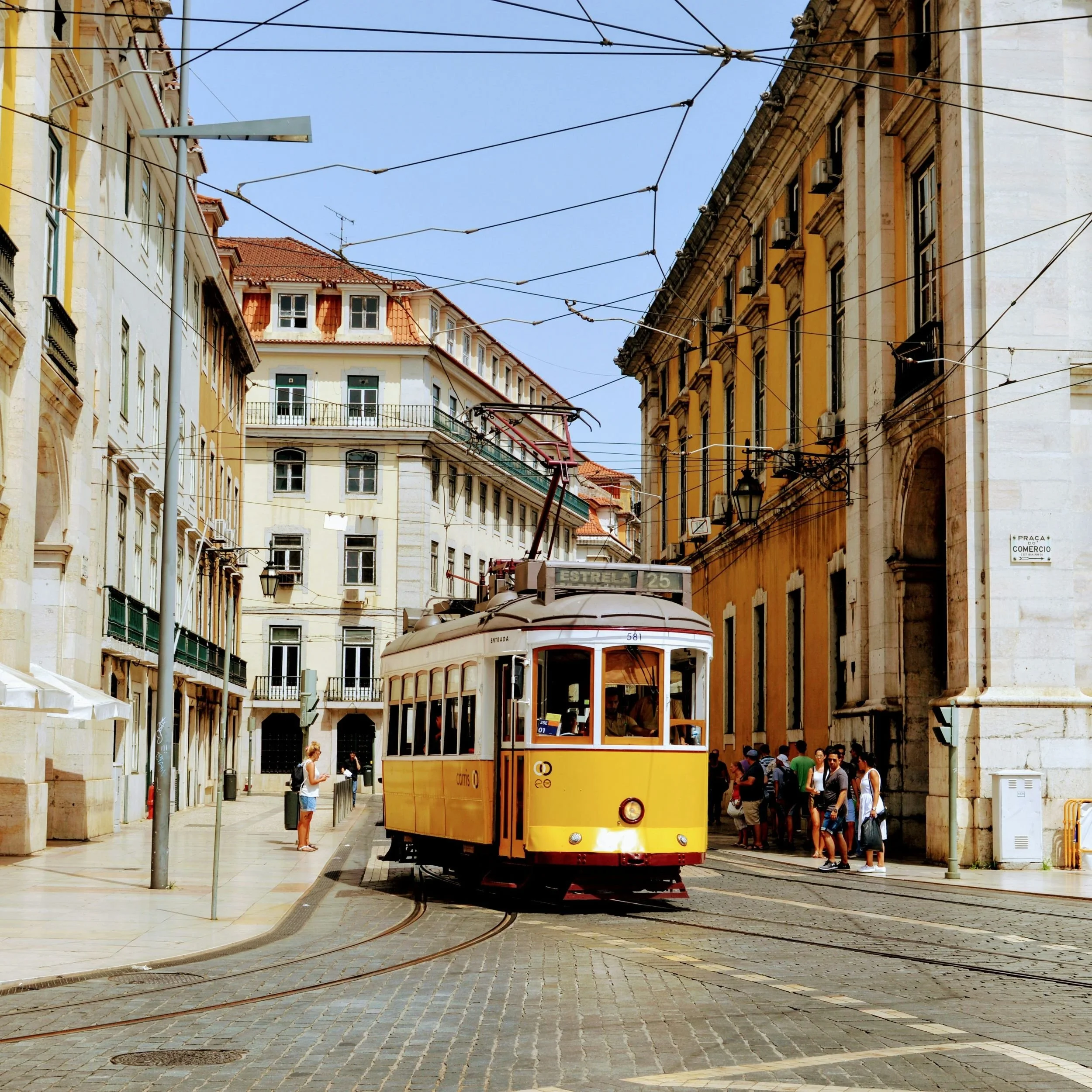 Lisbon tram 28.jpg