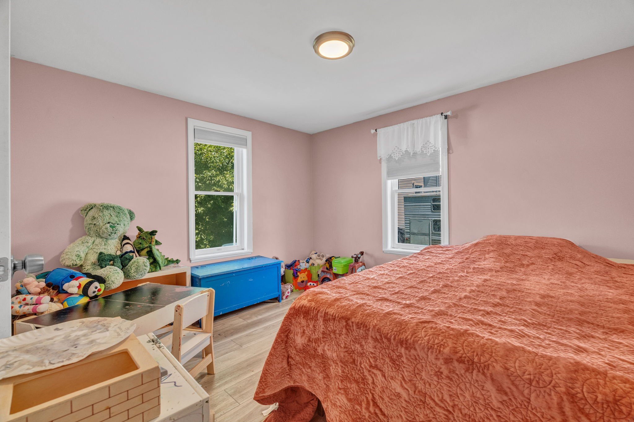 2-web-or-mls-68-smith-st.jpg