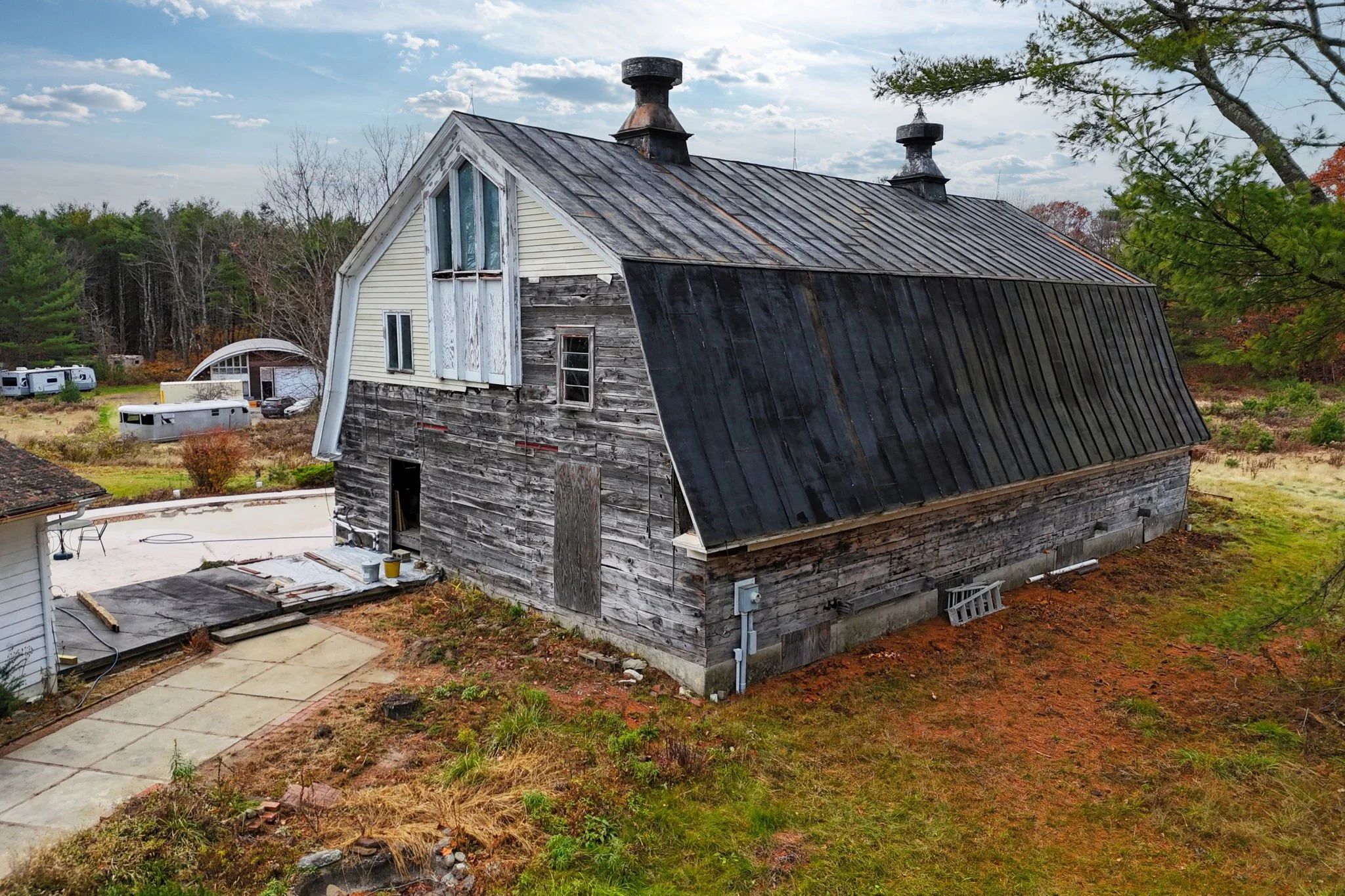 21-web-or-mls-210-augusta-rd.jpg