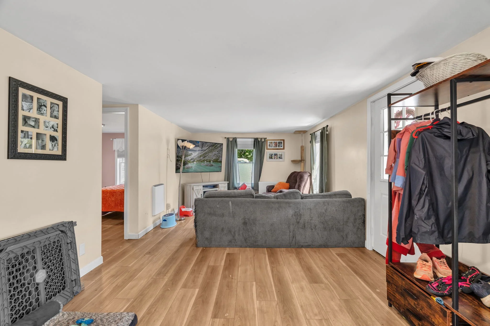 8-web-or-mls-68-smith-st.jpg