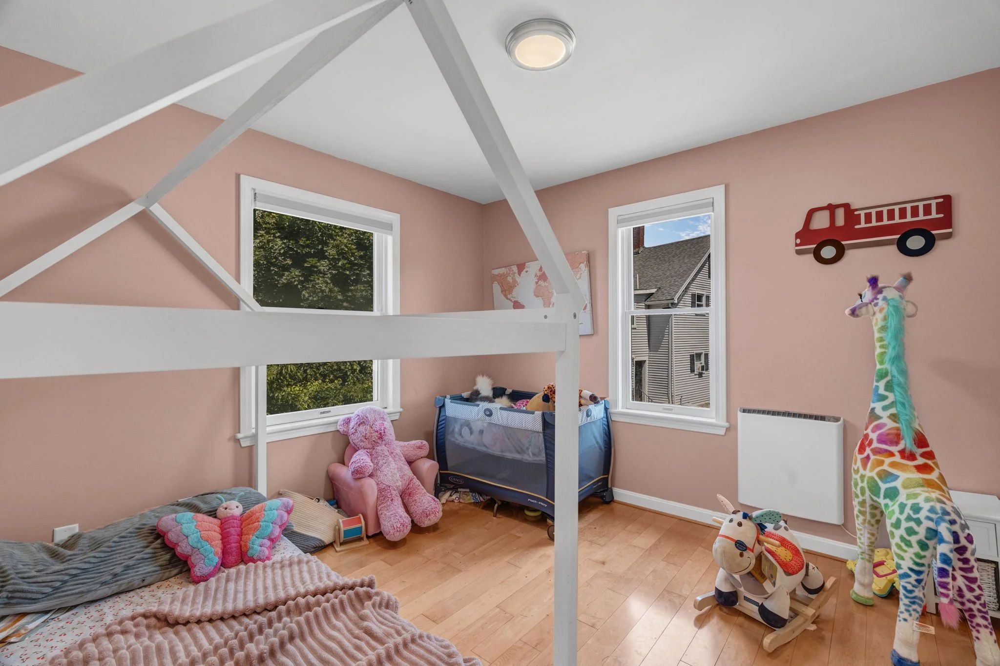 17-web-or-mls-68-smith-st.jpg