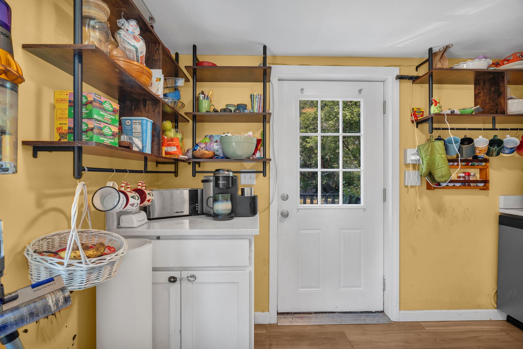 10-web-or-mls-68-smith-st.jpg