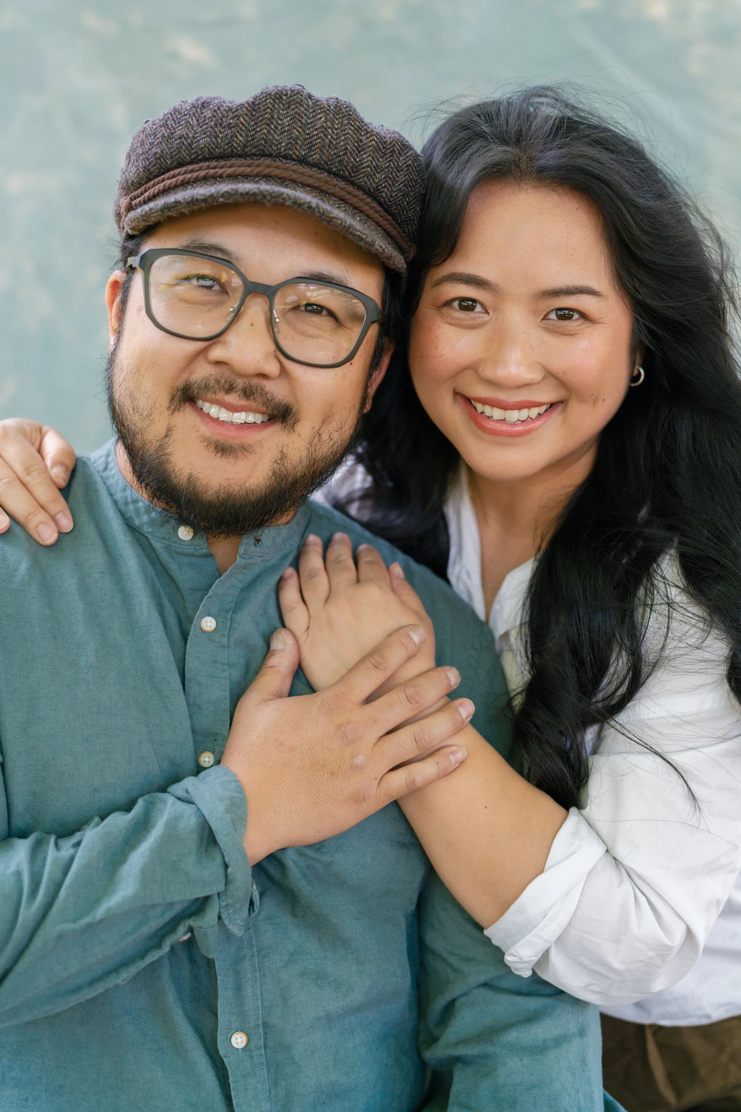 Husband and wife wedding photographers in Wisconsin