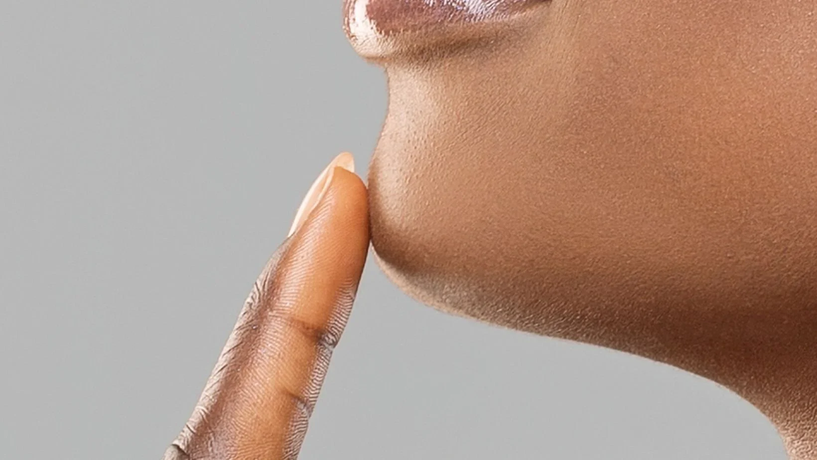 CHIN WAX