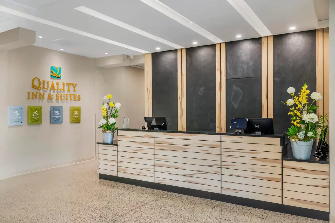 CNB33lobby1.jpg