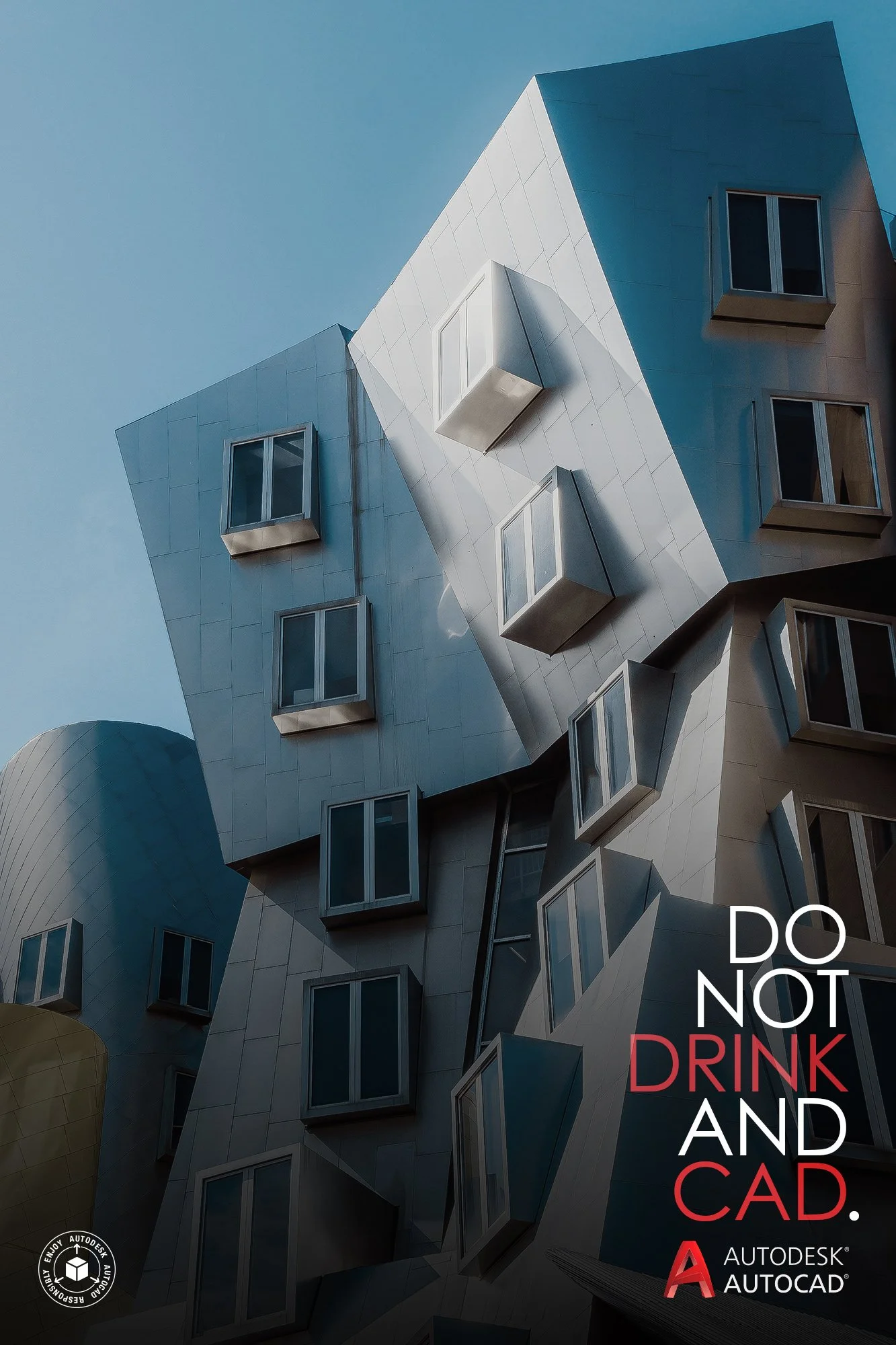 Edificio moderno con strutture di metallo e finestre eccentriche contro un cielo blu, con testo sulla destra che invita a non bere e guidare, pubblicizzato da Autodesk Autocad.