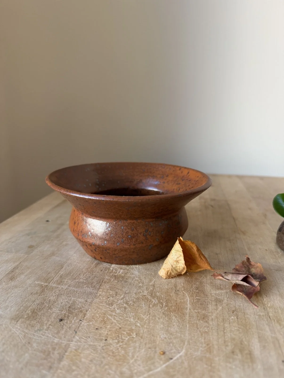 Brown Speckled Flower Vase 貳