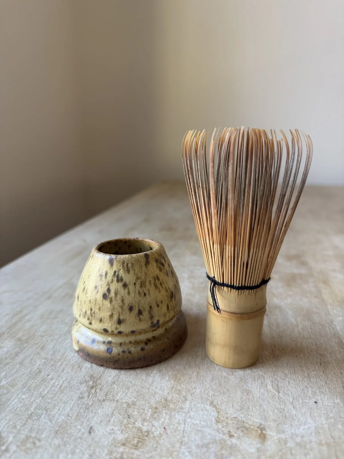 Yellow Salt Chasen Stand