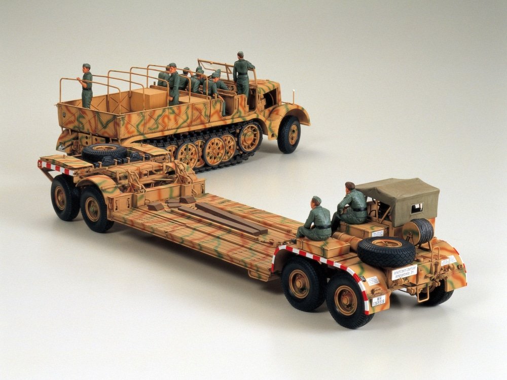 1/35 Tamiya GERMAN 18 TON HEAVY HALF-TRACK "FAMO" and TANK TRANSPORTER Sd.Ah.116