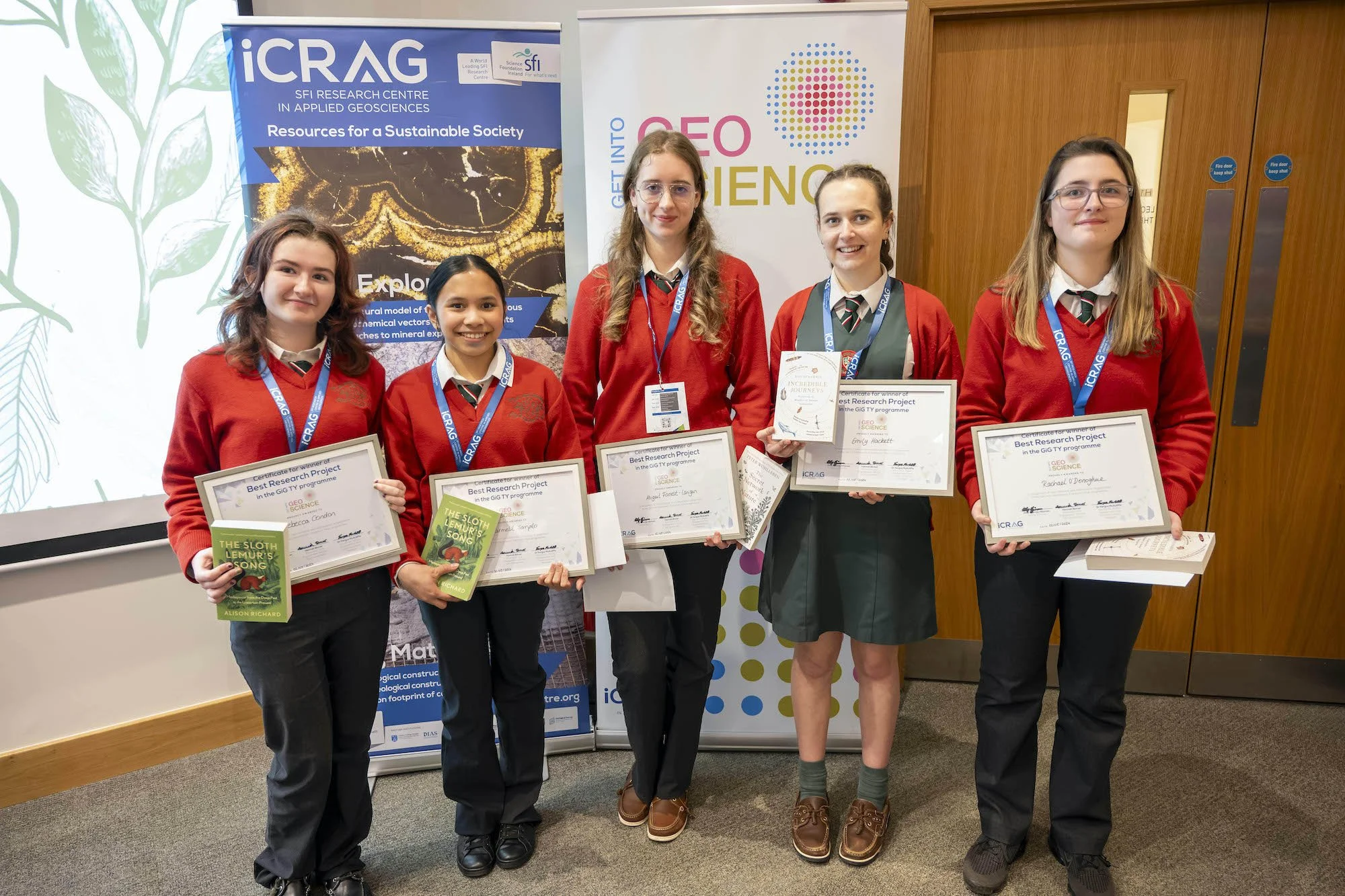 prize winners at iCrag Get into Geoscience event.jpg