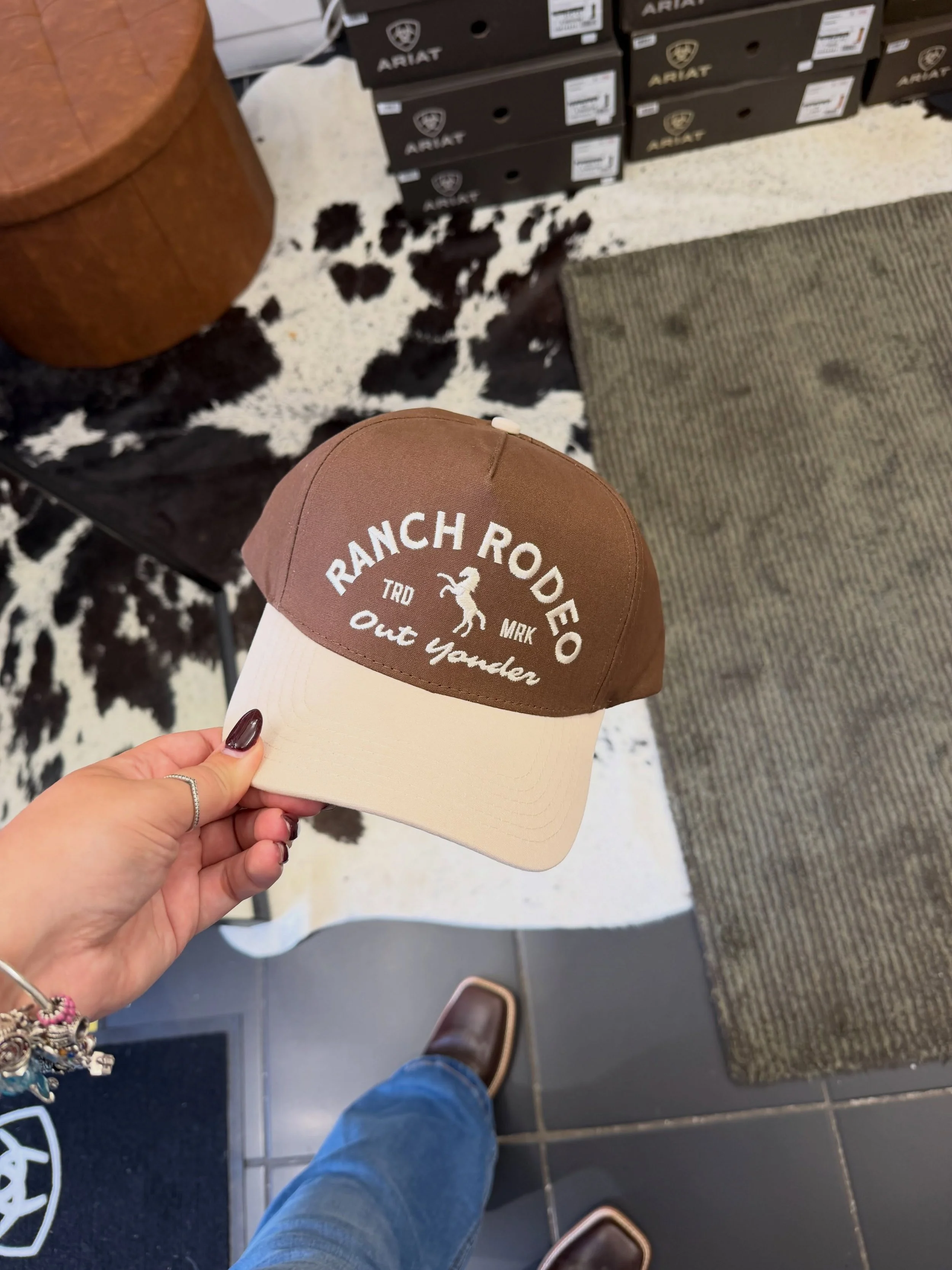 Need a new country cap? Come see us!

📍Leith walk, Edinburgh