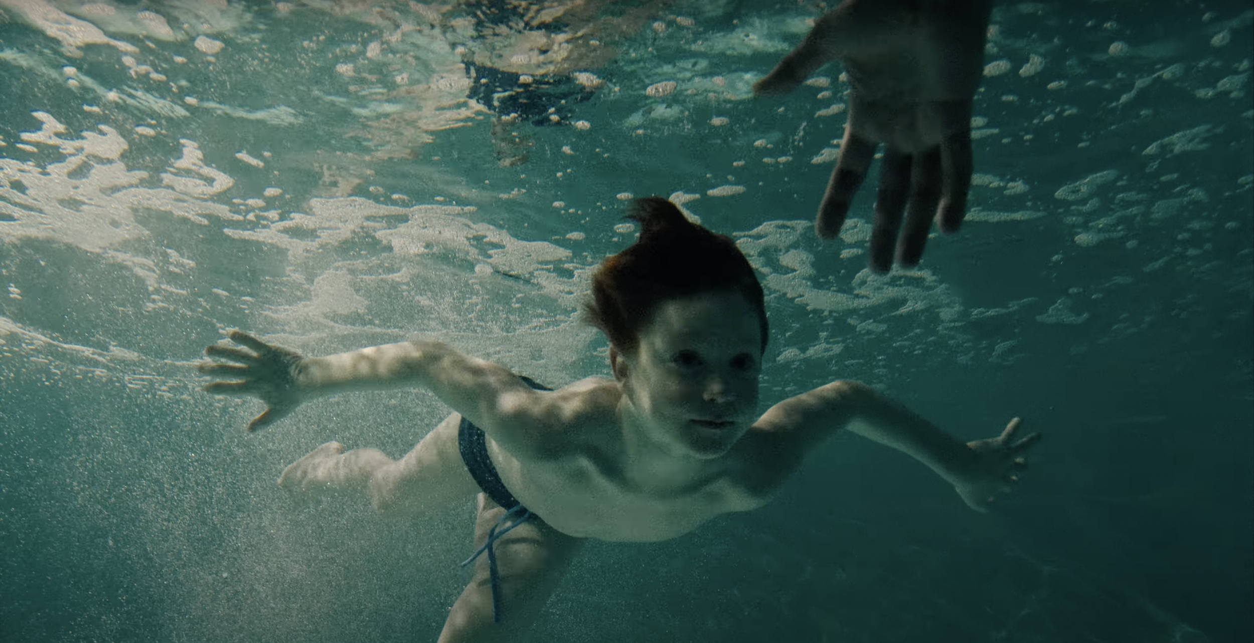 Alex Svik • Cry