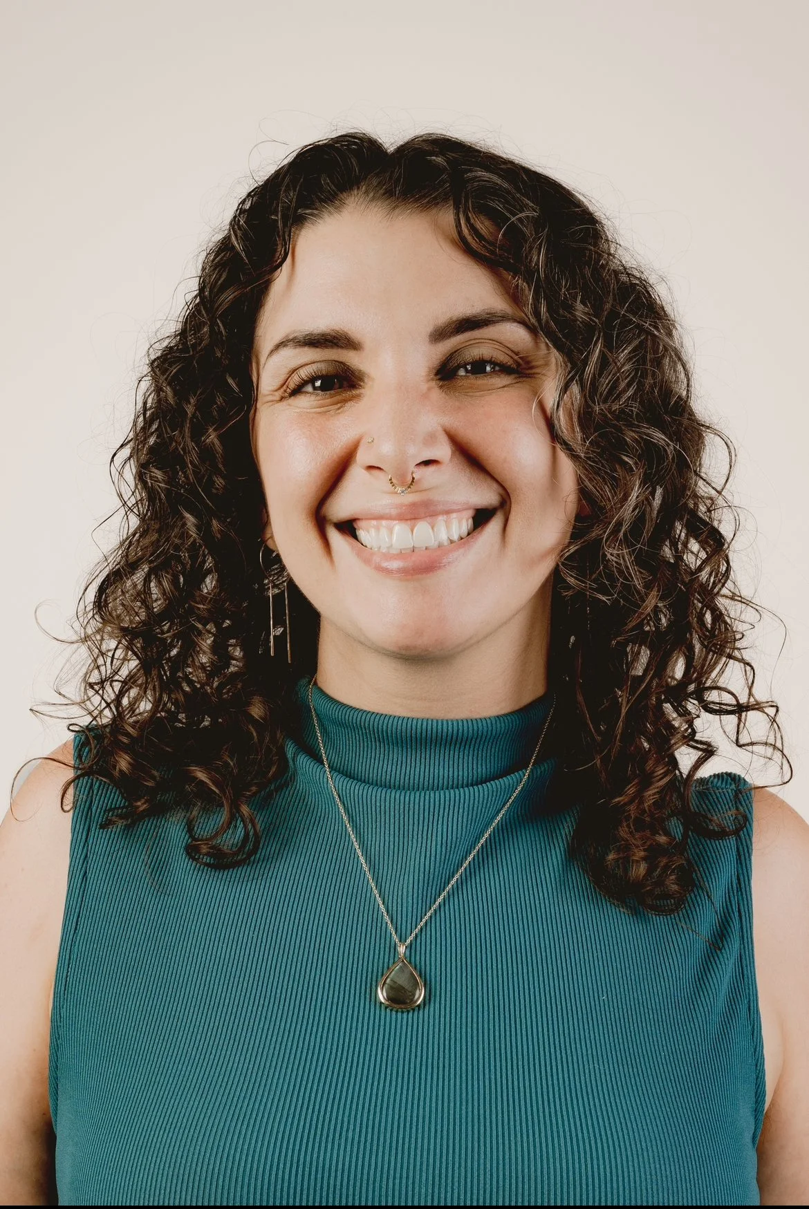 Sarah Marshall, professional massage therapist, headshot.
