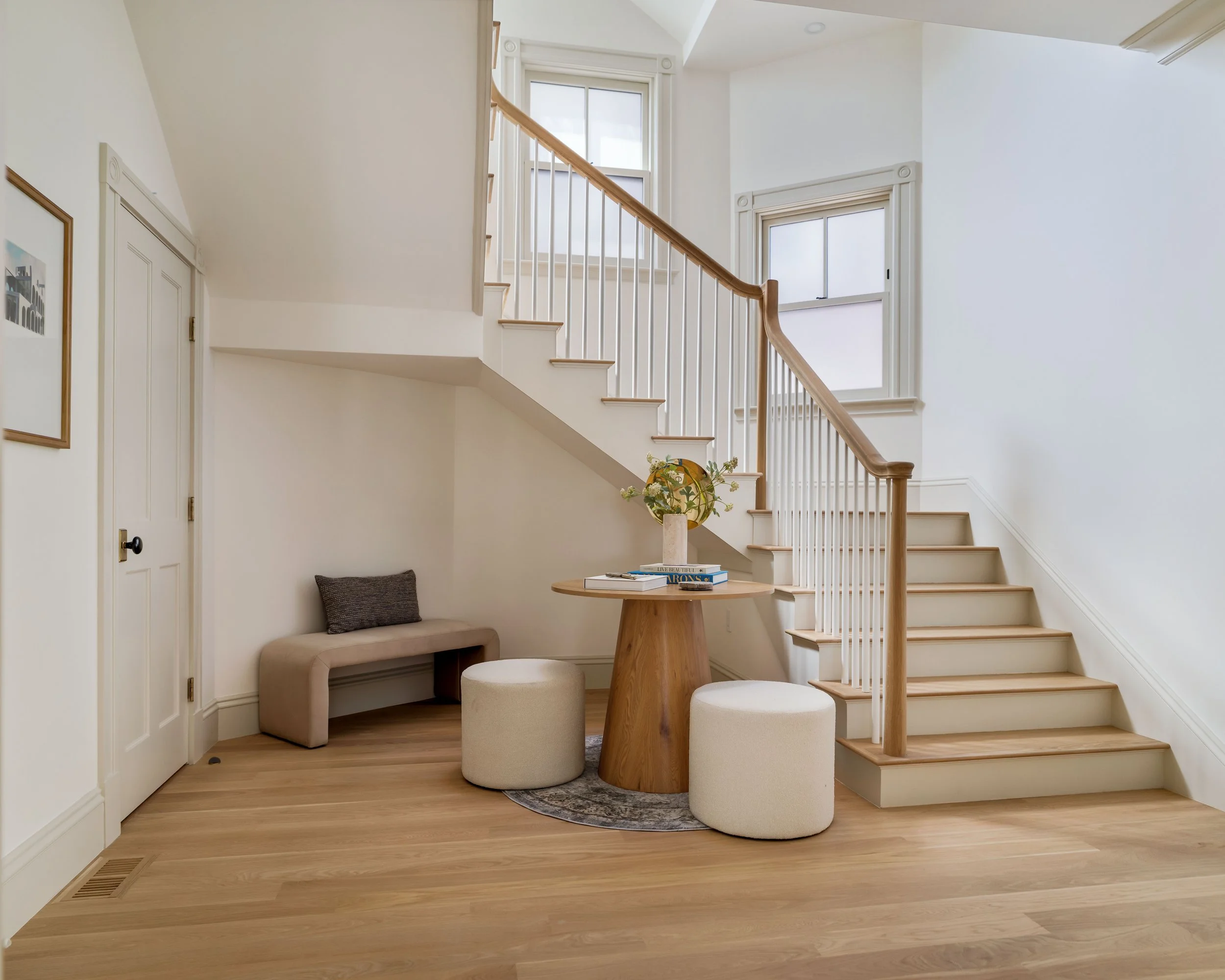 Hall Stairs-0979415.jpg