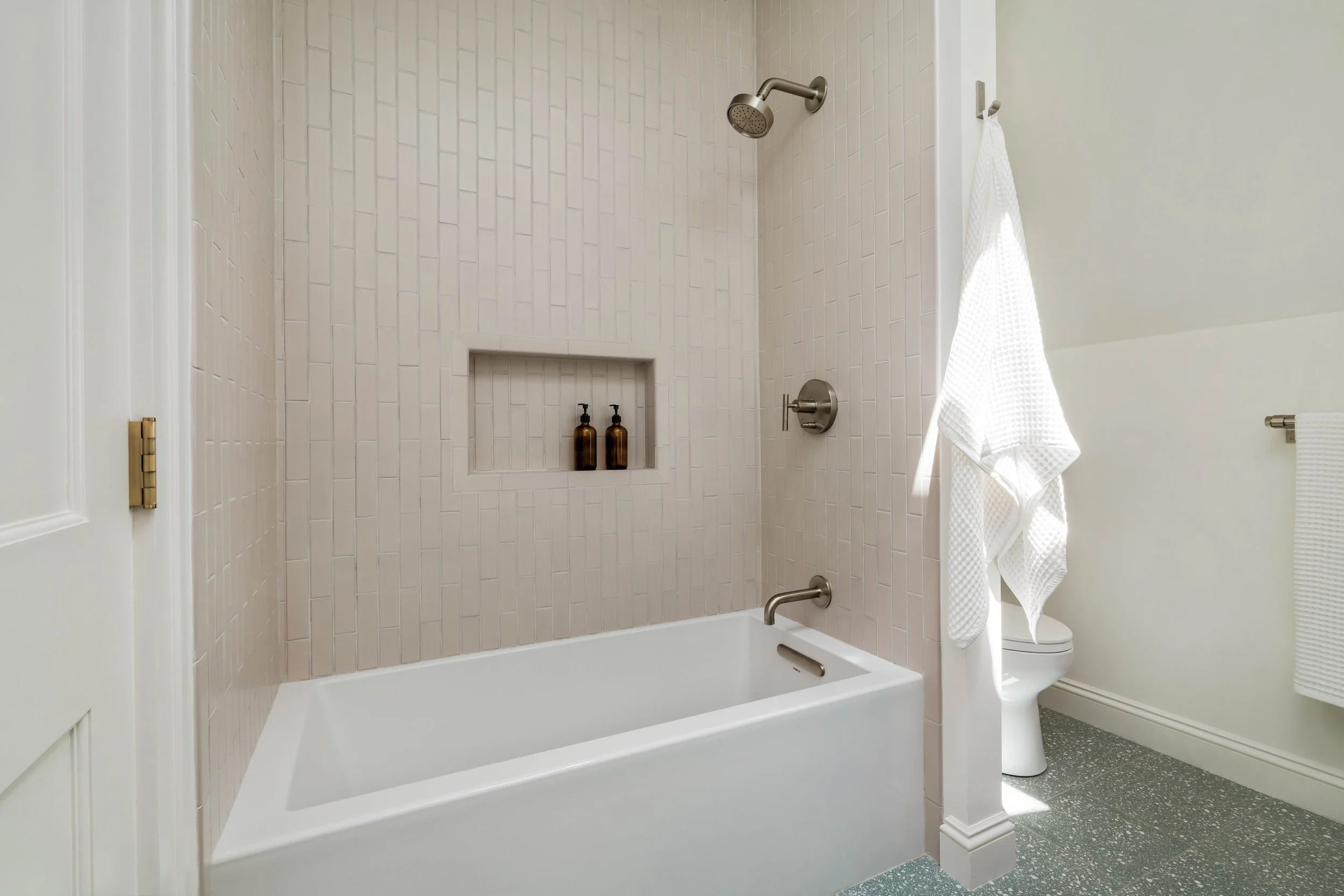 Bath-0979772.jpg