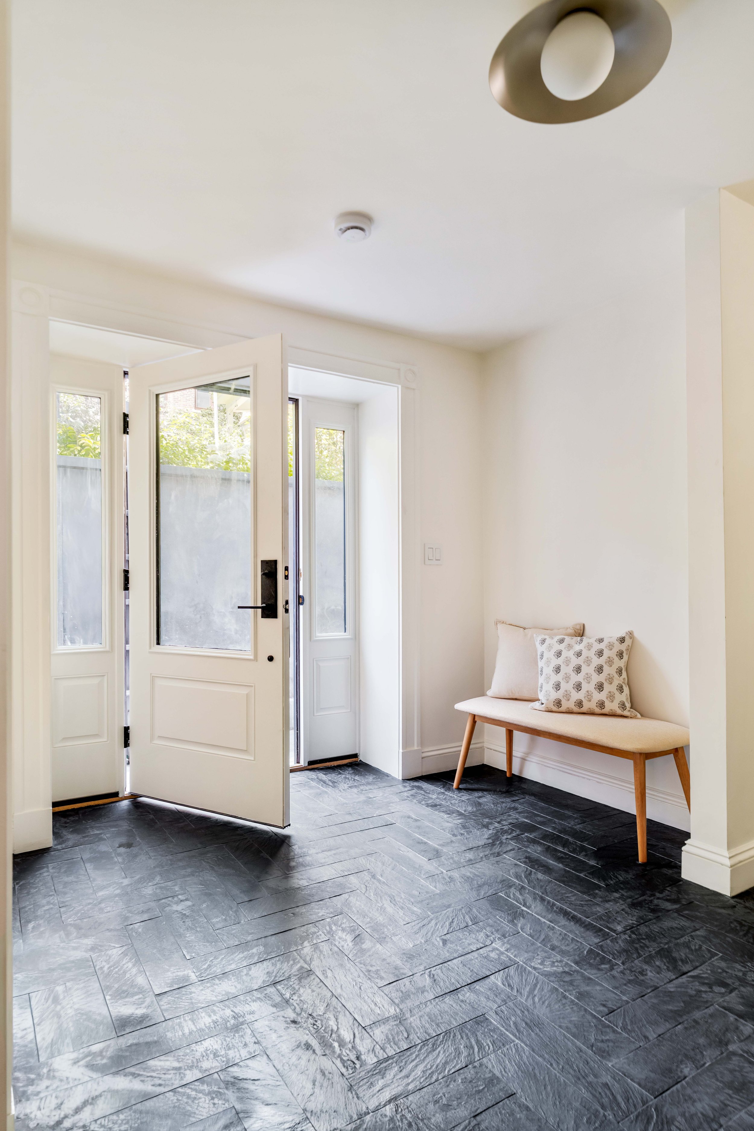 Lower Level-0979953.jpg