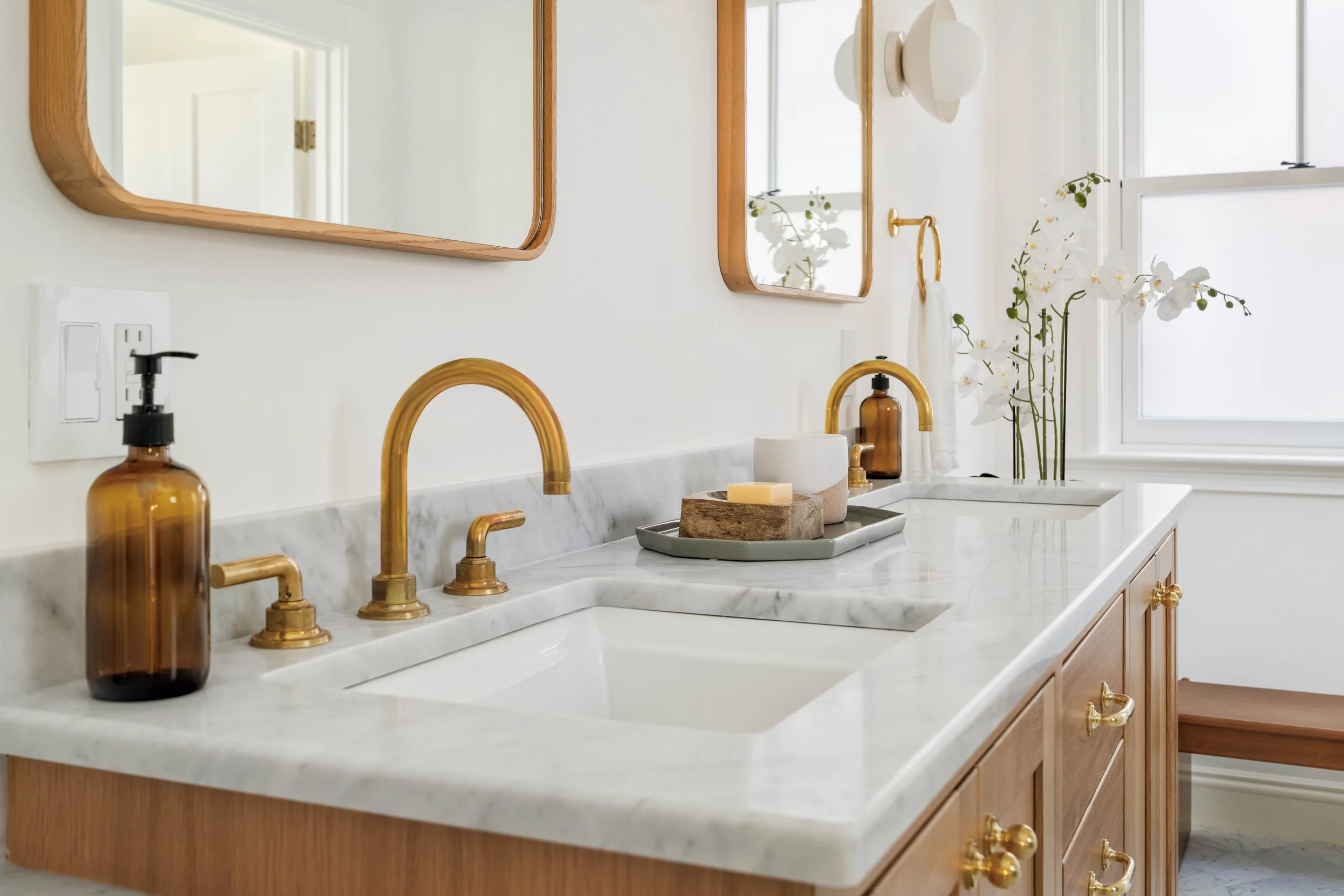 Primary Bed  Bath-0979568.jpg