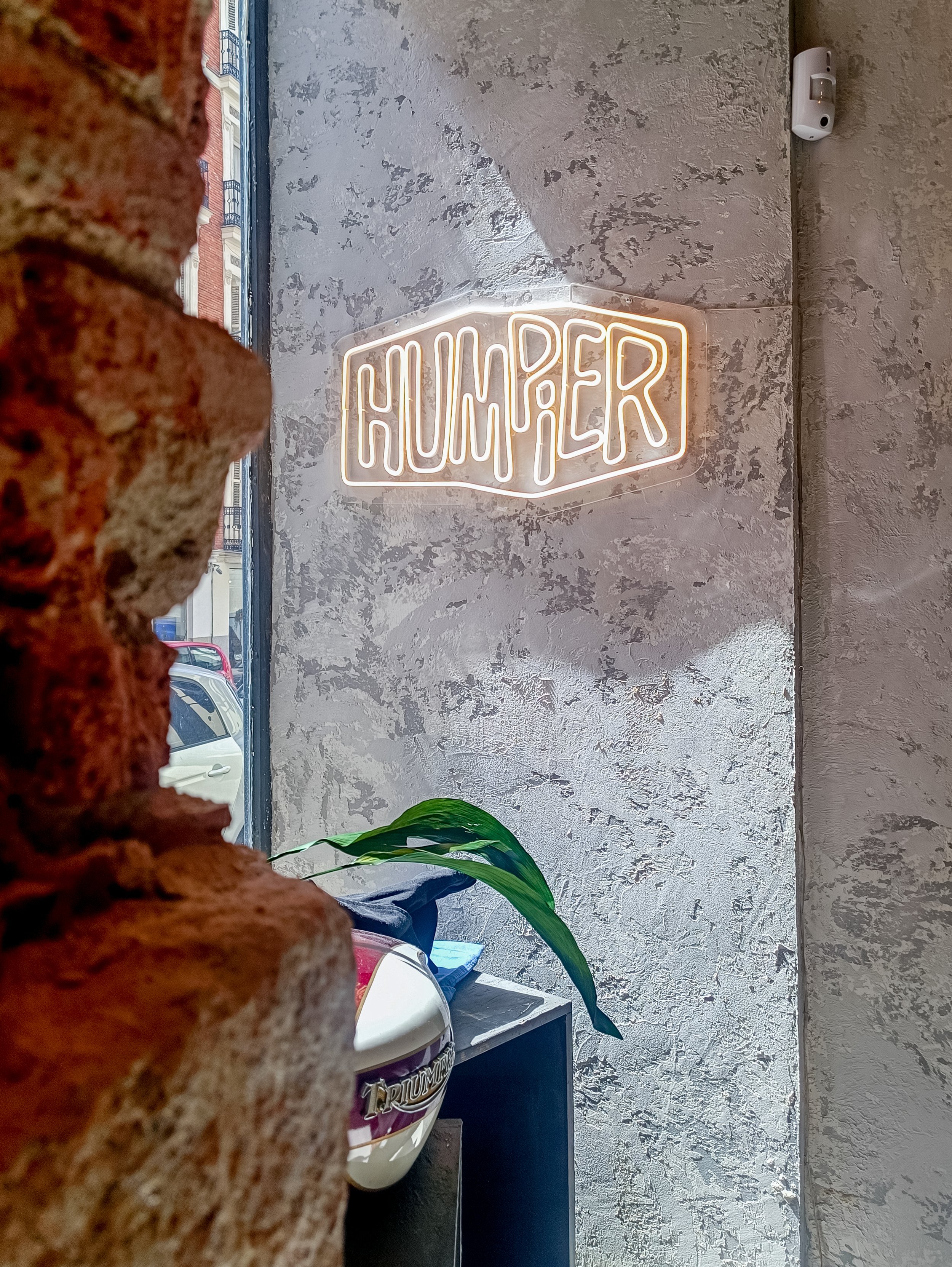 bei studio x Humpier Flagship 3.jpg