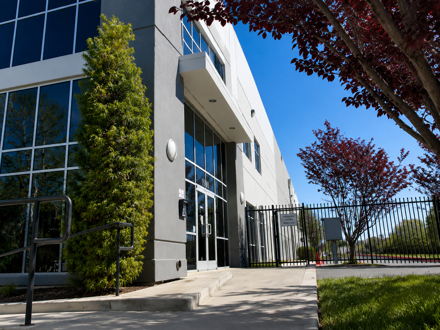 Pacific American Group | Industrial Properties | 1900 W. Winton Ave, Hayward, CA | 214,300 sq. ft. | Front View 3