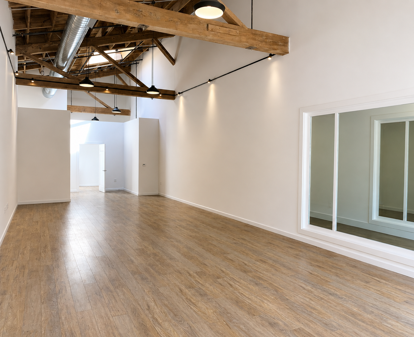 Pacific American Group | Commercial Properties | 930 Cole Street, San Francisco, CA | 9,600 sq. ft. | Interior View