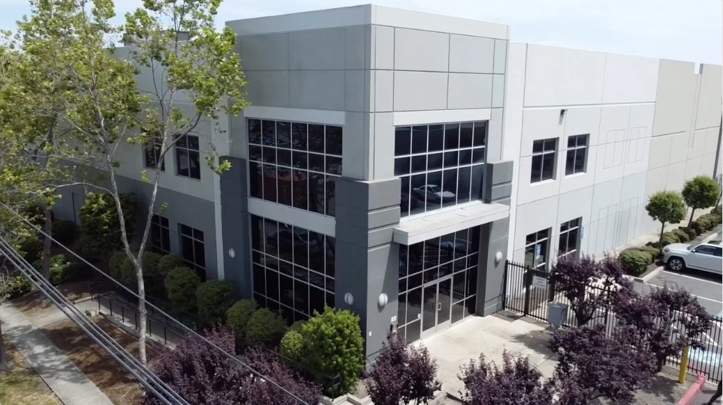 Pacific American Group: Industrial Properties | 1900 W. Winton Ave, Hayward, CA | 214,300 sq. ft. | 1-Tenant Industrial Building
