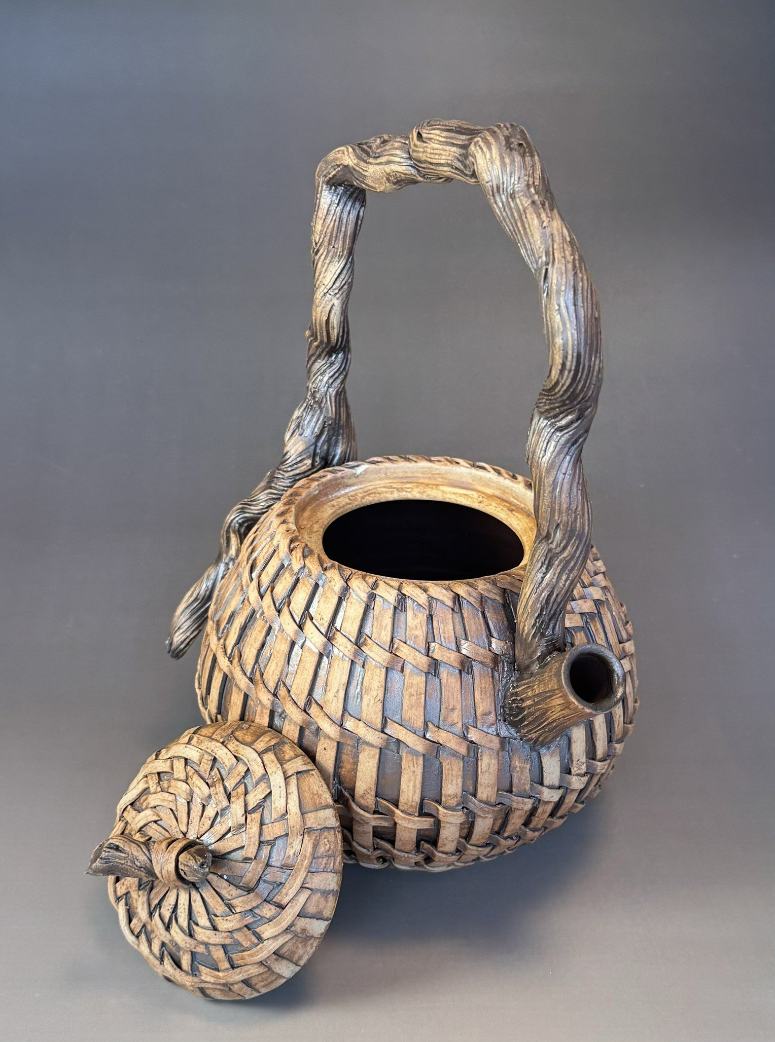 StrictlyFunctional2025show.Fisherman'sweaveTeapot4.JPEG