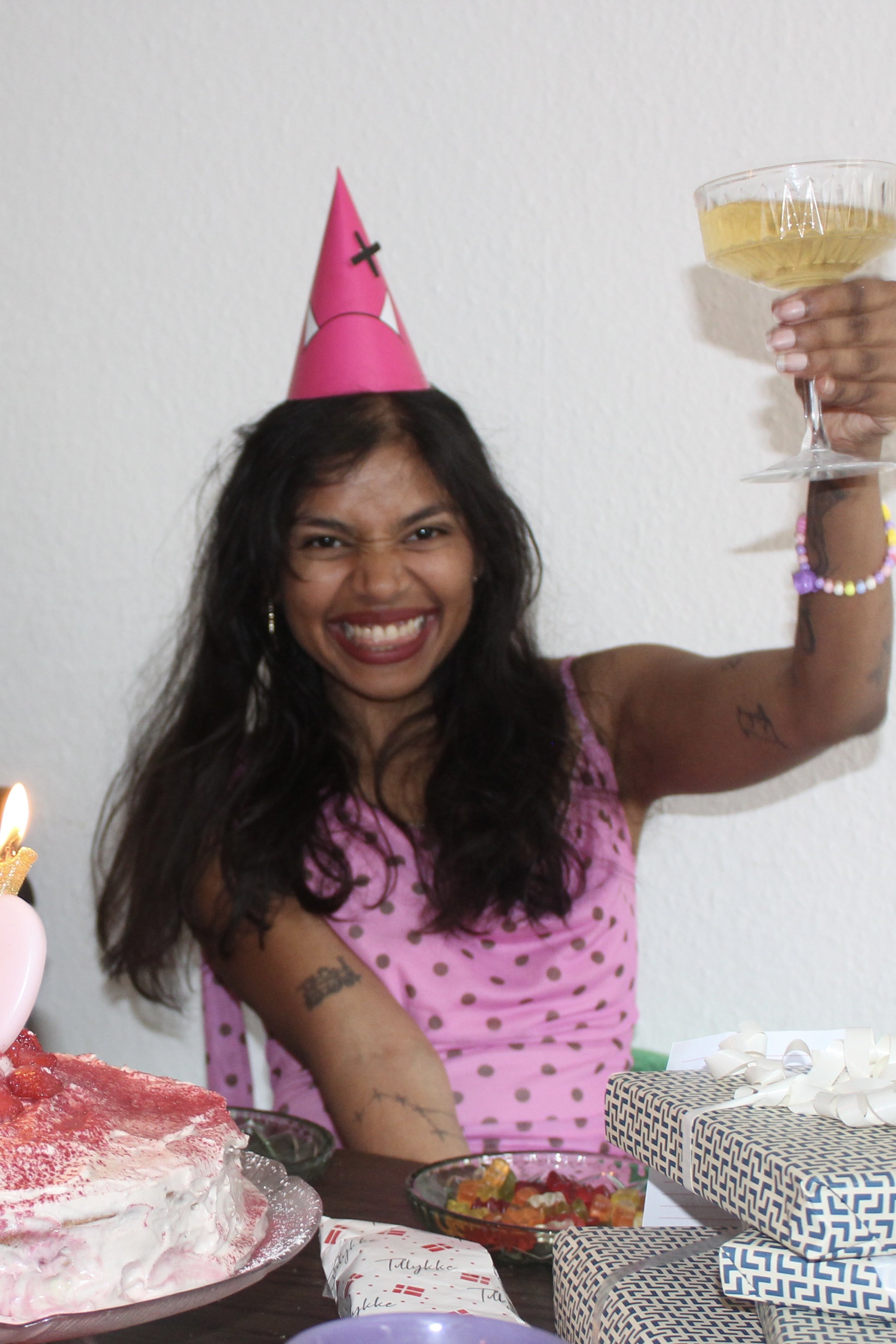 A flower made wild.
Come celebrate with Thea Sneha as she opens the door to the skewed strokes born as tributes to those who came before. A world of wildflowers, strange creatures, stories and imperfections, made for skewed souls to thrive and grow.