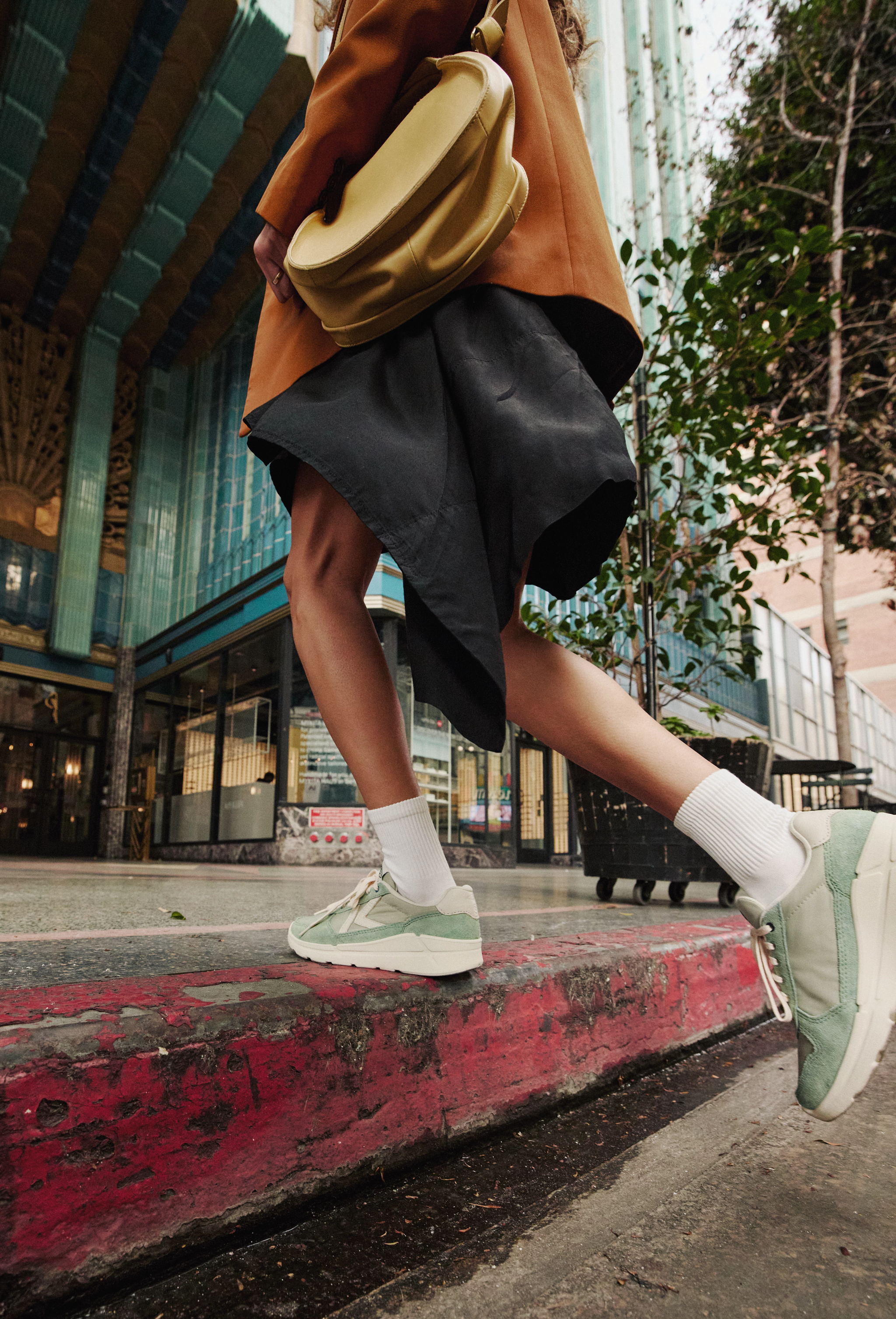 SS26_US_KEENMade_LA_1033092_Lifestyle_0327.png