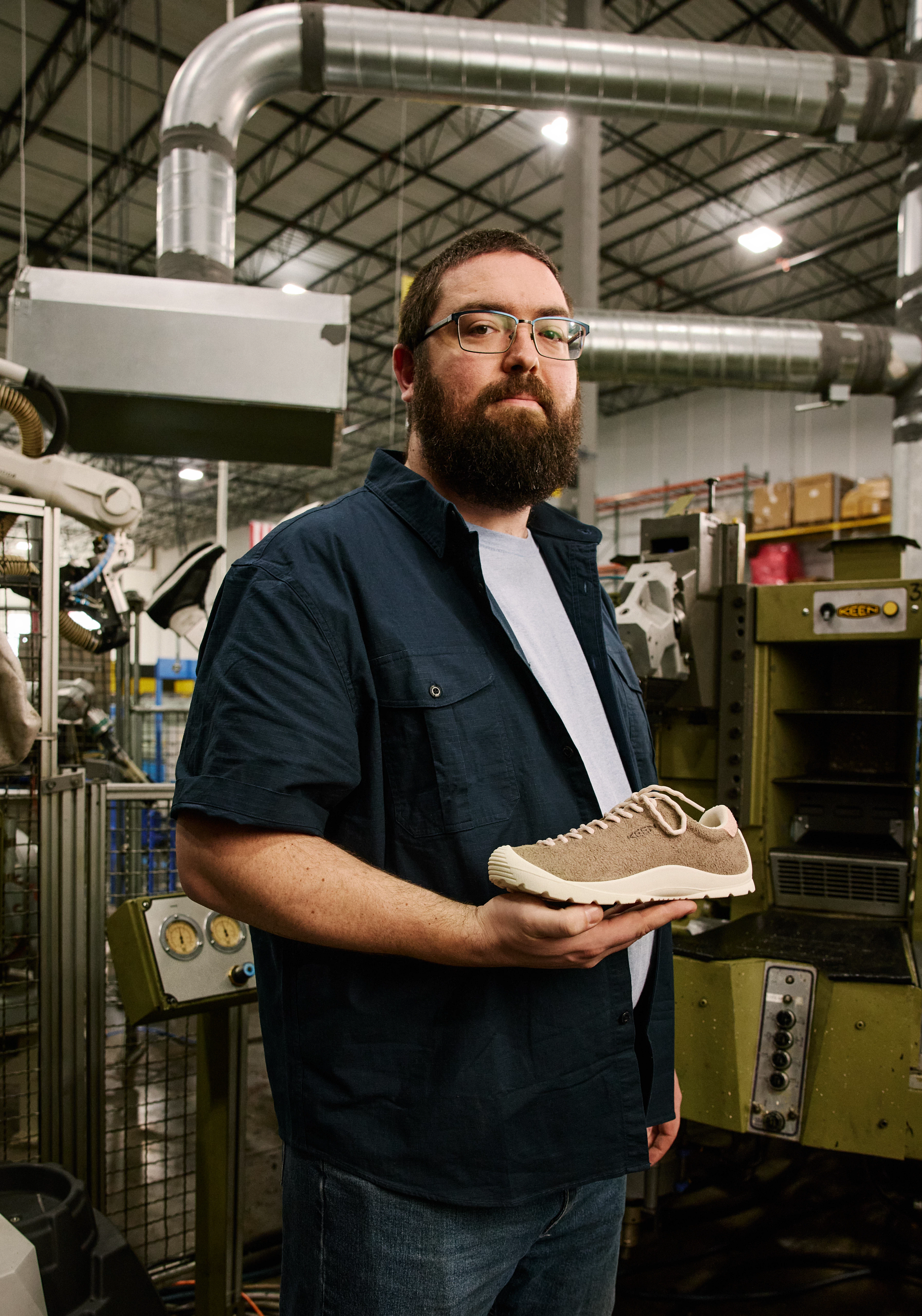 SS26_US_KEENMade_Factory_1033157_0506.png
