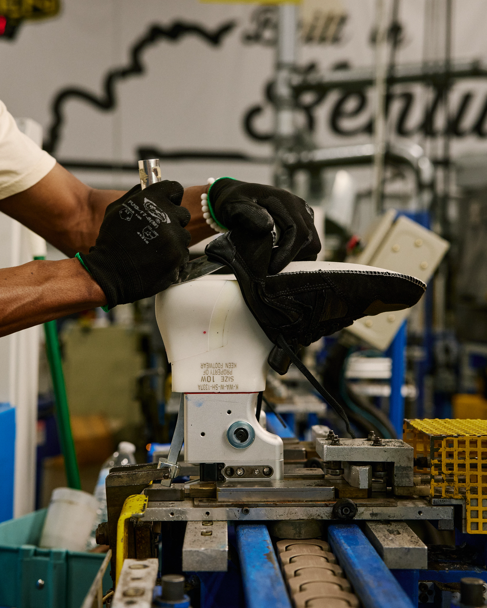 SS26_US_KEENMade_Factory_1033097_0033.png