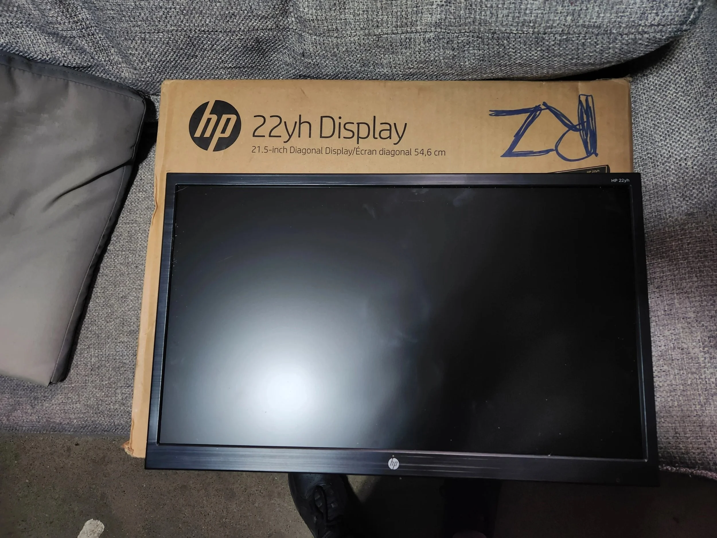 HP - 22yh 21.5