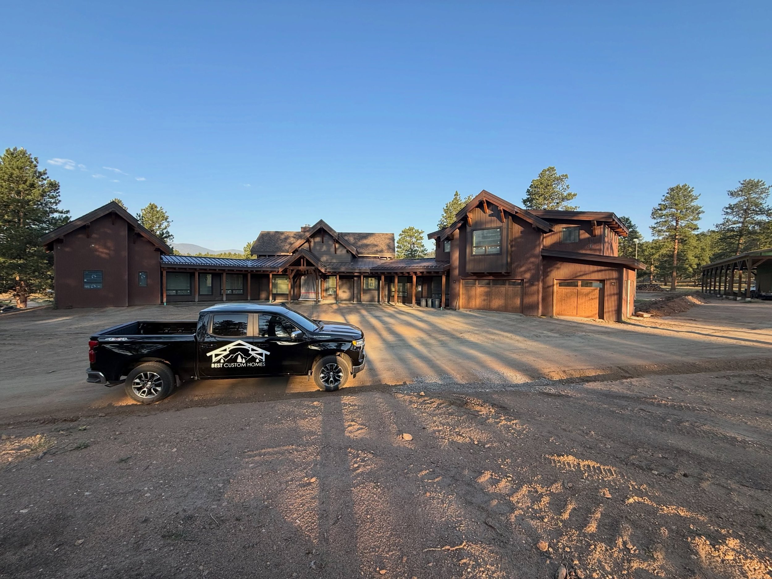 Berrien Ranch is looking clean, we are in full swing with interiors. This textbook project is organized inside and out. It&rsquo;s amazing what happens when experience meets order of operations. Building can be fun!! #timberhome #architecture #constr