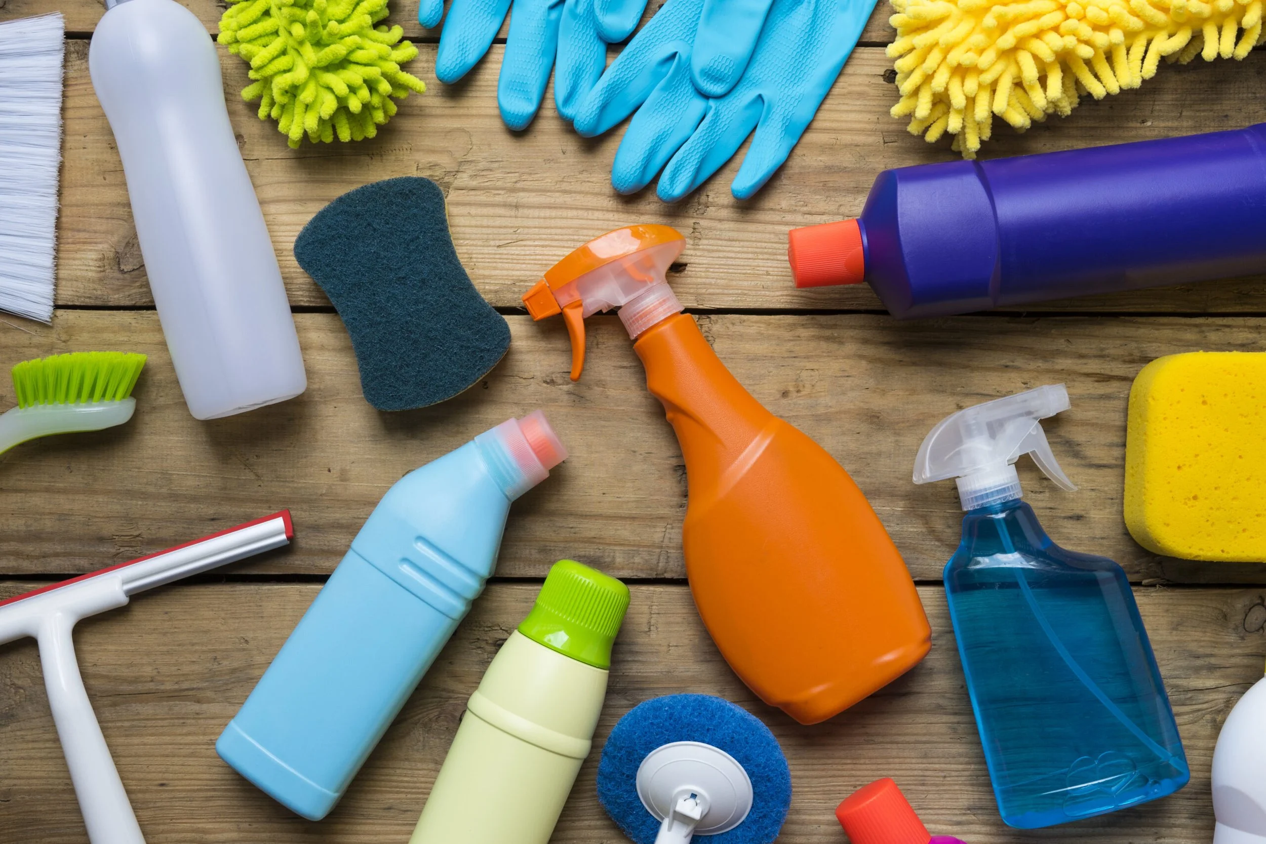 Bathroom and Hardwood Floor Cleaning Products that Actually Work