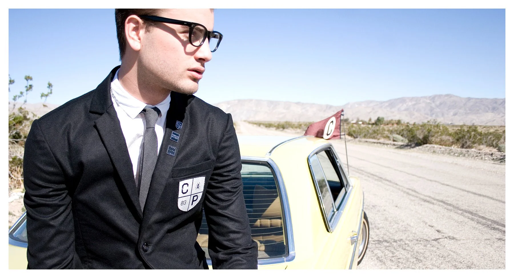 black blazer.jpg