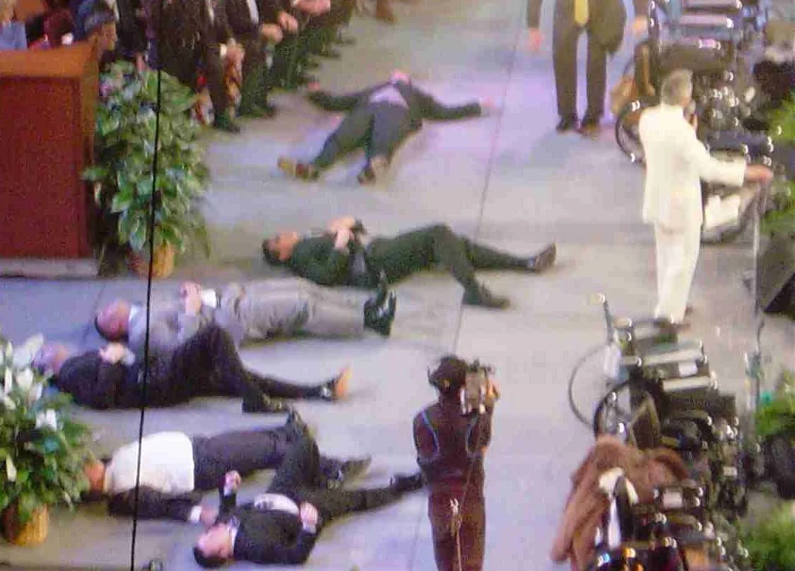 benny_hinn_bodies.jpg